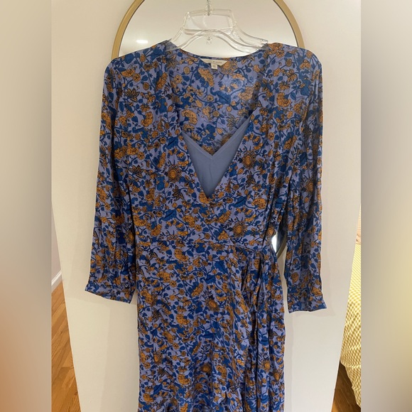 Lucky Brand Wrap Dress - Picture 3 of 6